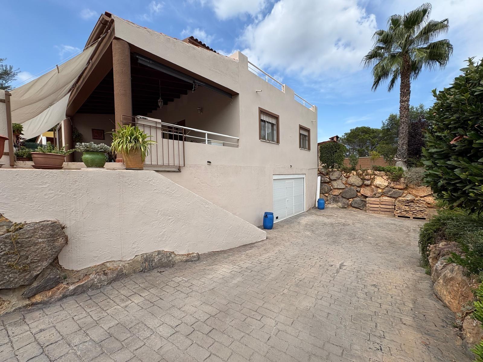 Villa for sale in Villamarchante