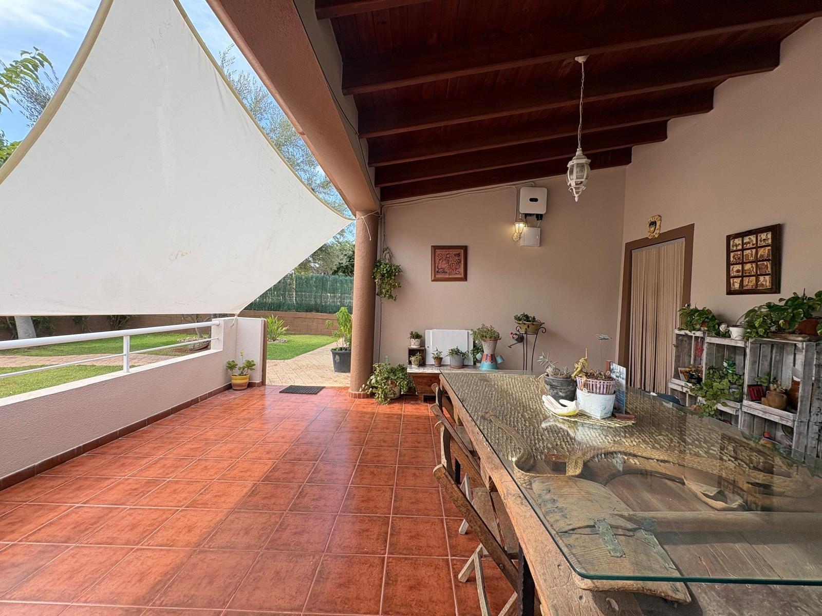 Villa for sale in Villamarchante