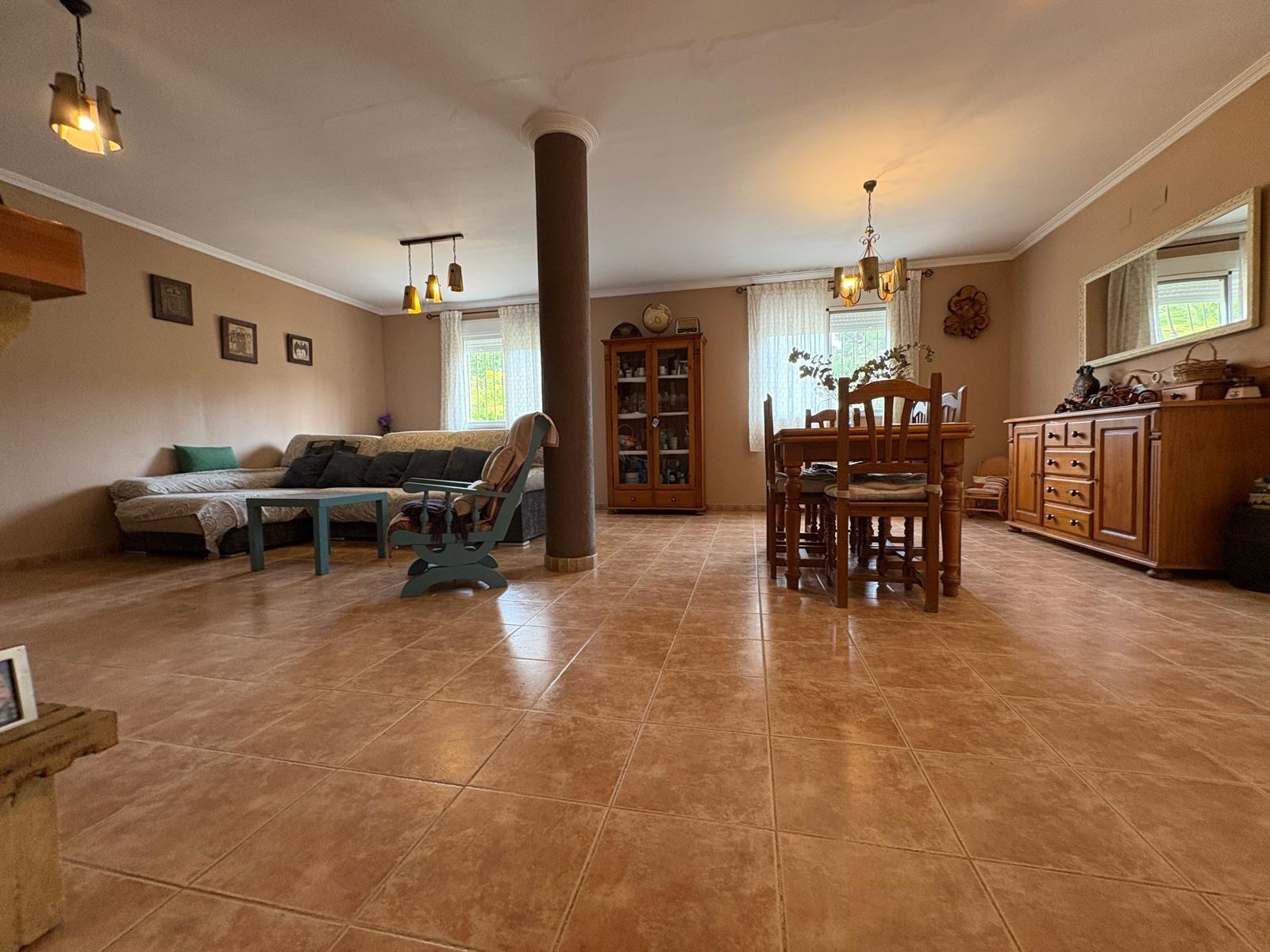 Villa for sale in Villamarchante