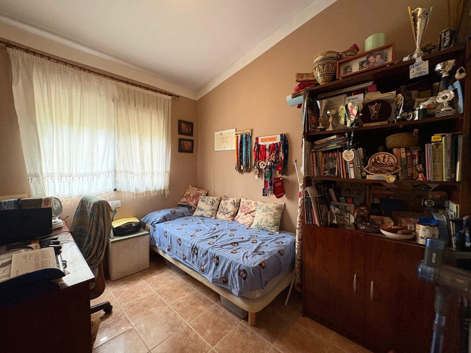 Villa for sale in Villamarchante