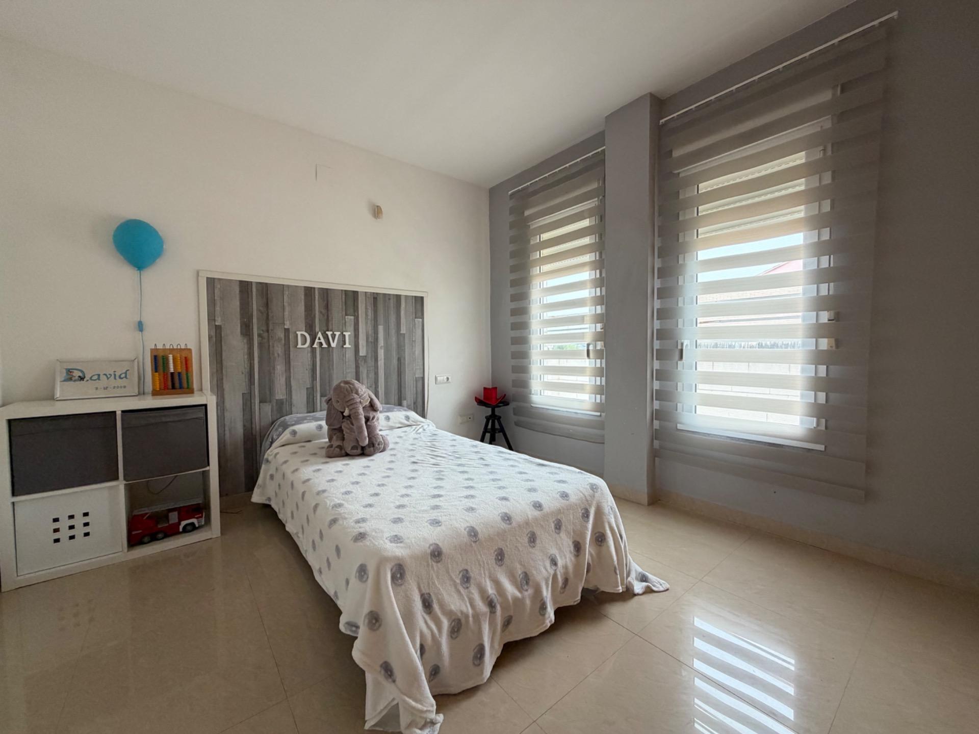 DP-60-05063-13 Villa for sale in La Pobla de Vallbona