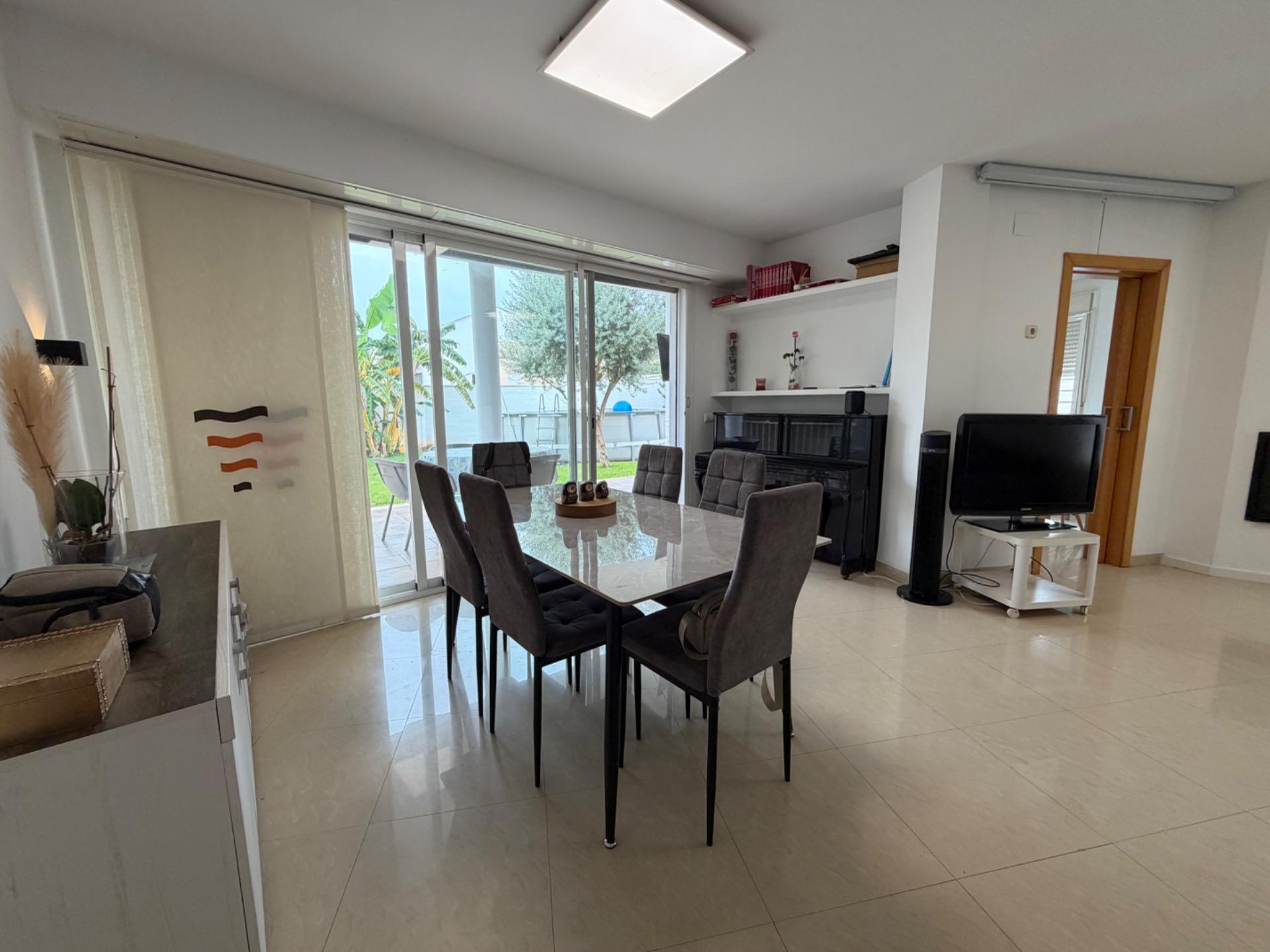 DP-60-05063-5 Villa for sale in La Pobla de Vallbona