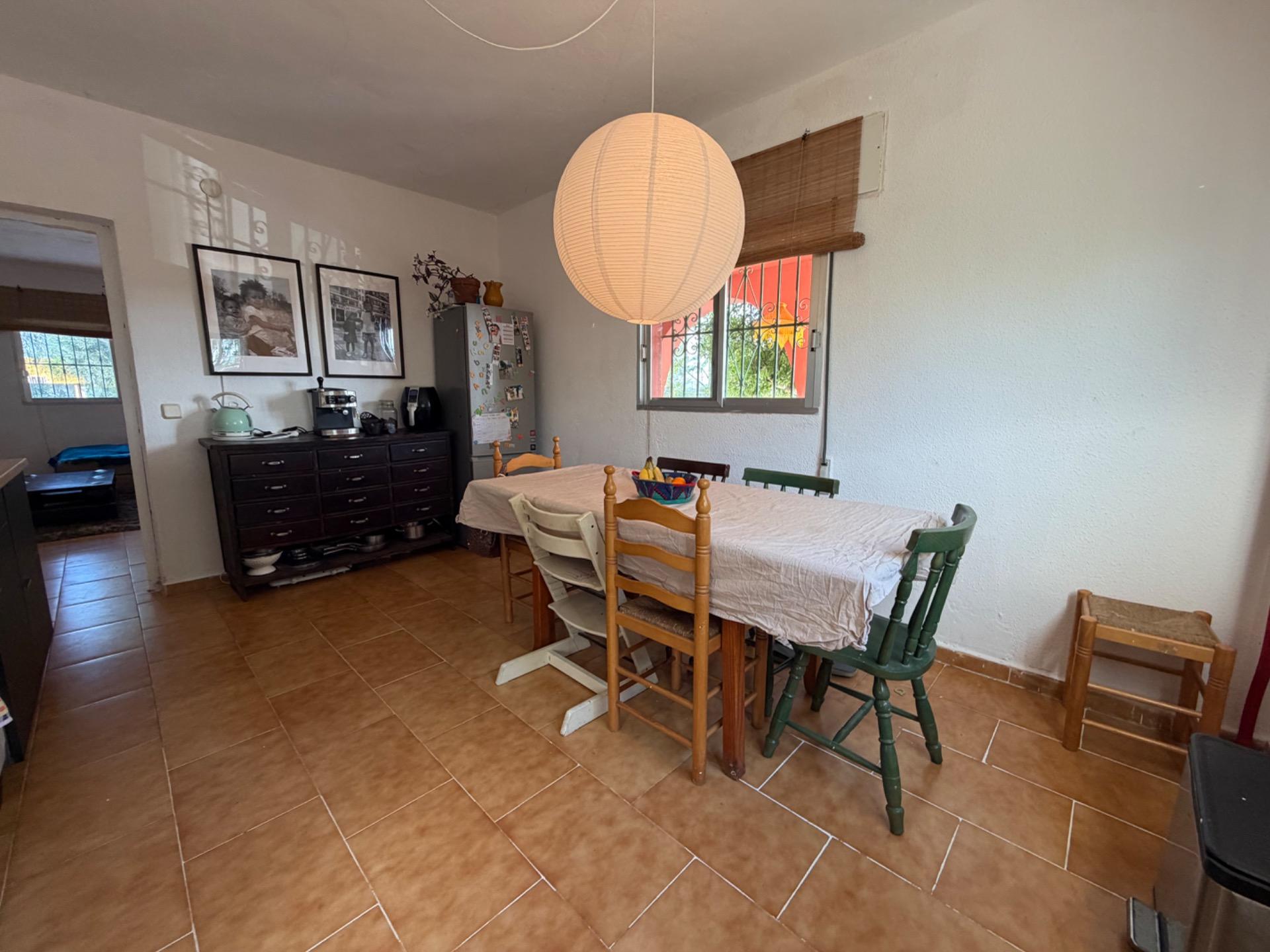 Villa for sale in Pedralba