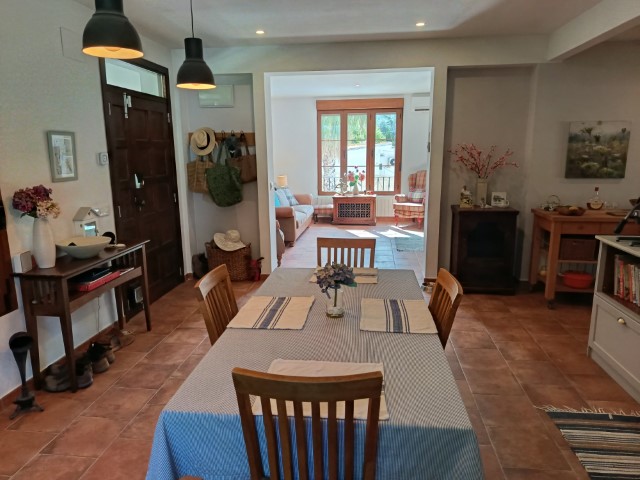 Villa for sale in La Drova