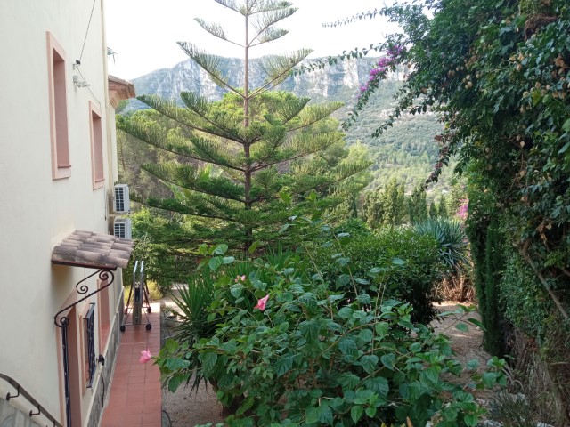 Villa for sale in La Drova