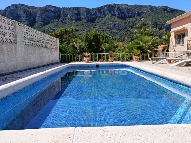 Villa for sale in La Drova
