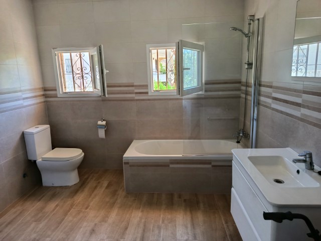 Villa for sale in La Drova