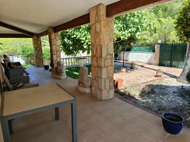Villa for sale in La Drova