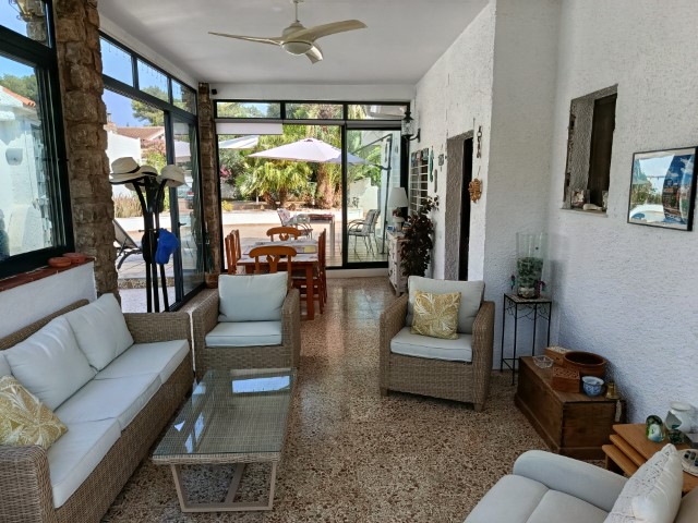 Villa for sale in La Drova