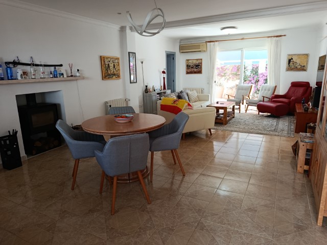 Villa for sale in La Drova