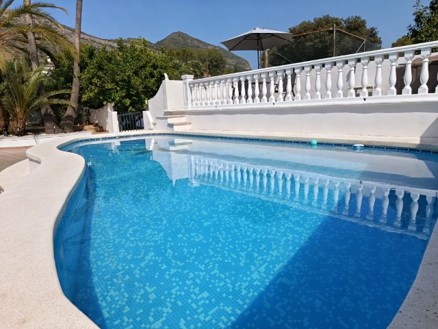 Villa for sale in La Drova