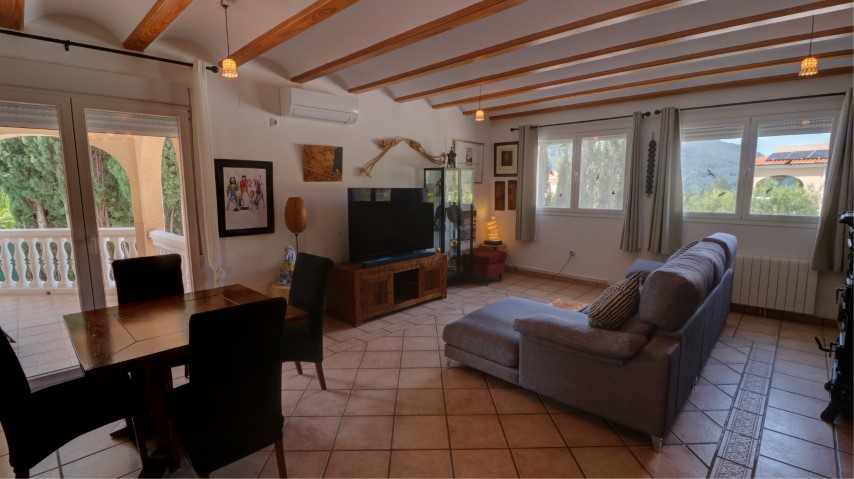 Villa for sale in La Drova